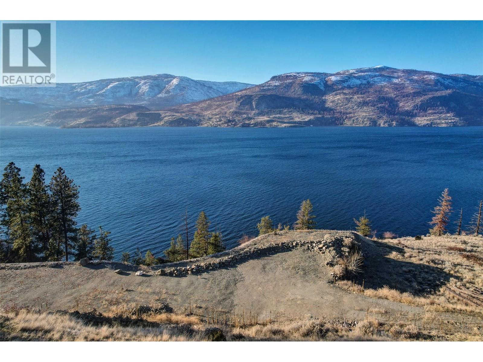 180 Sheerwater Court Unit# 8. Kelowna, British Columbia