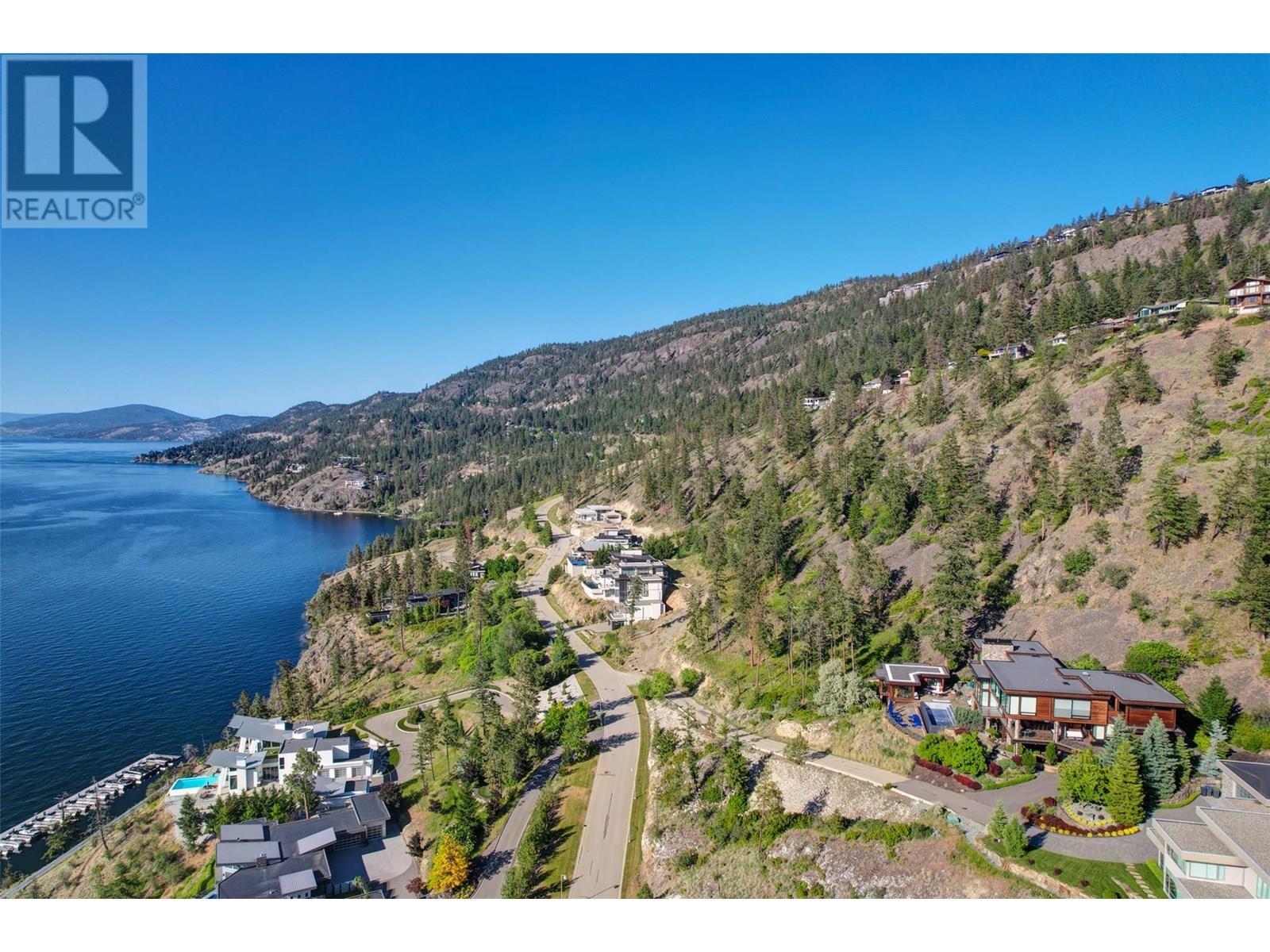 180 Sheerwater Court Unit# 8. Kelowna, British Columbia