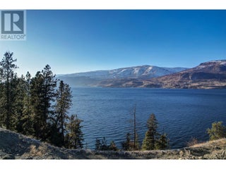 180 Sheerwater Court Unit# 8. Kelowna, British Columbia