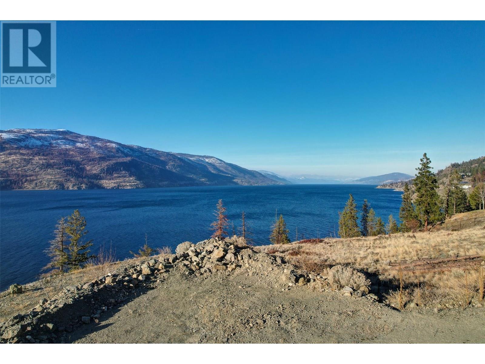 180 Sheerwater Court Unit# 8. Kelowna, British Columbia