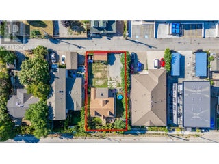 1069 Clement Avenue. Kelowna, British Columbia