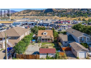 1069 Clement Avenue. Kelowna, British Columbia