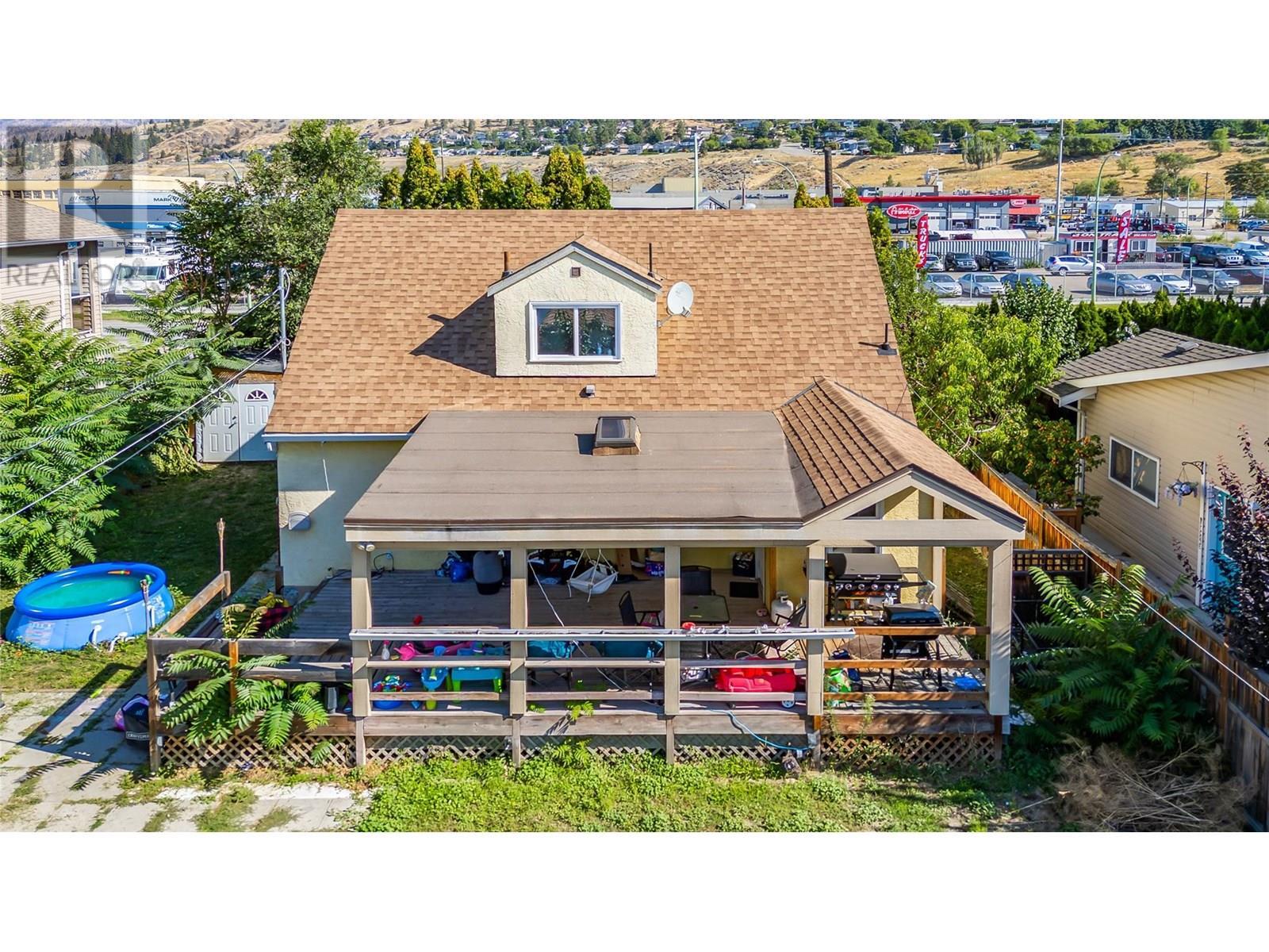 1069 Clement Avenue. Kelowna, British Columbia