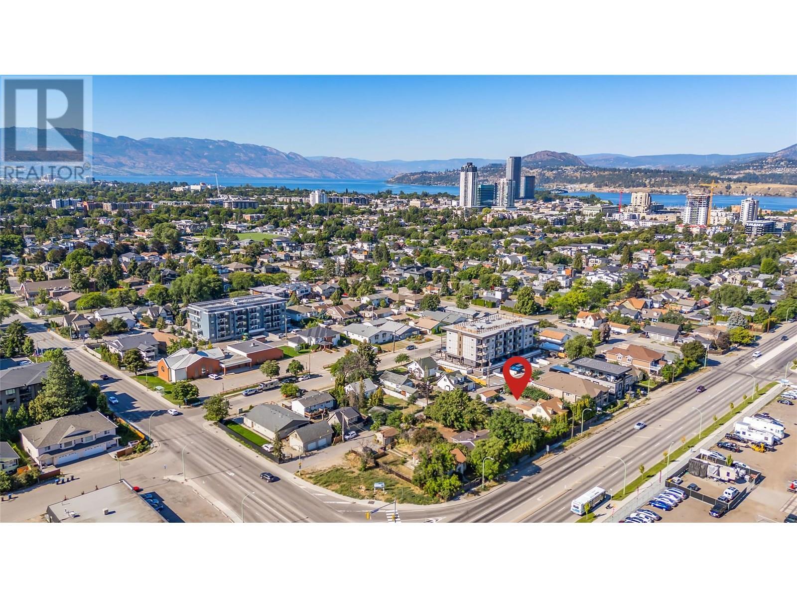 1069 Clement Avenue. Kelowna, British Columbia