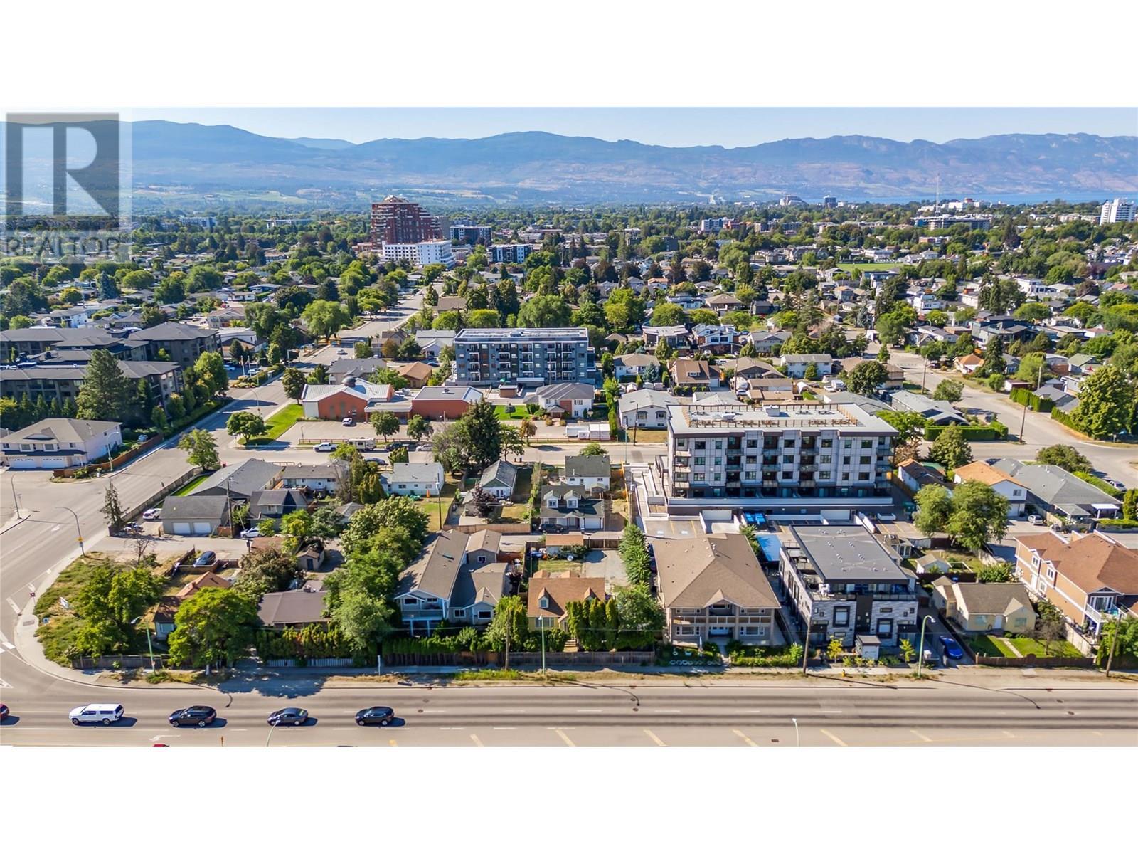 1069 Clement Avenue. Kelowna, British Columbia