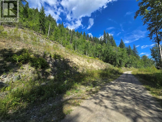 3418 Roundtop Road, Clearwater