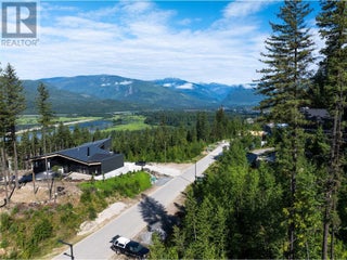 2465 Monashee Court Unit# 14. Revelstoke, British Columbia