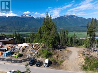 2465 Monashee Court Unit# 14. Revelstoke, British Columbia