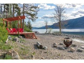 3417 Hilltown Close. Kelowna, British Columbia