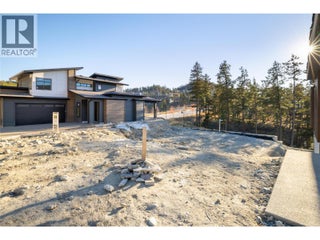 3417 Hilltown Close. Kelowna, British Columbia