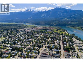 200 Third Street E. Revelstoke, British Columbia