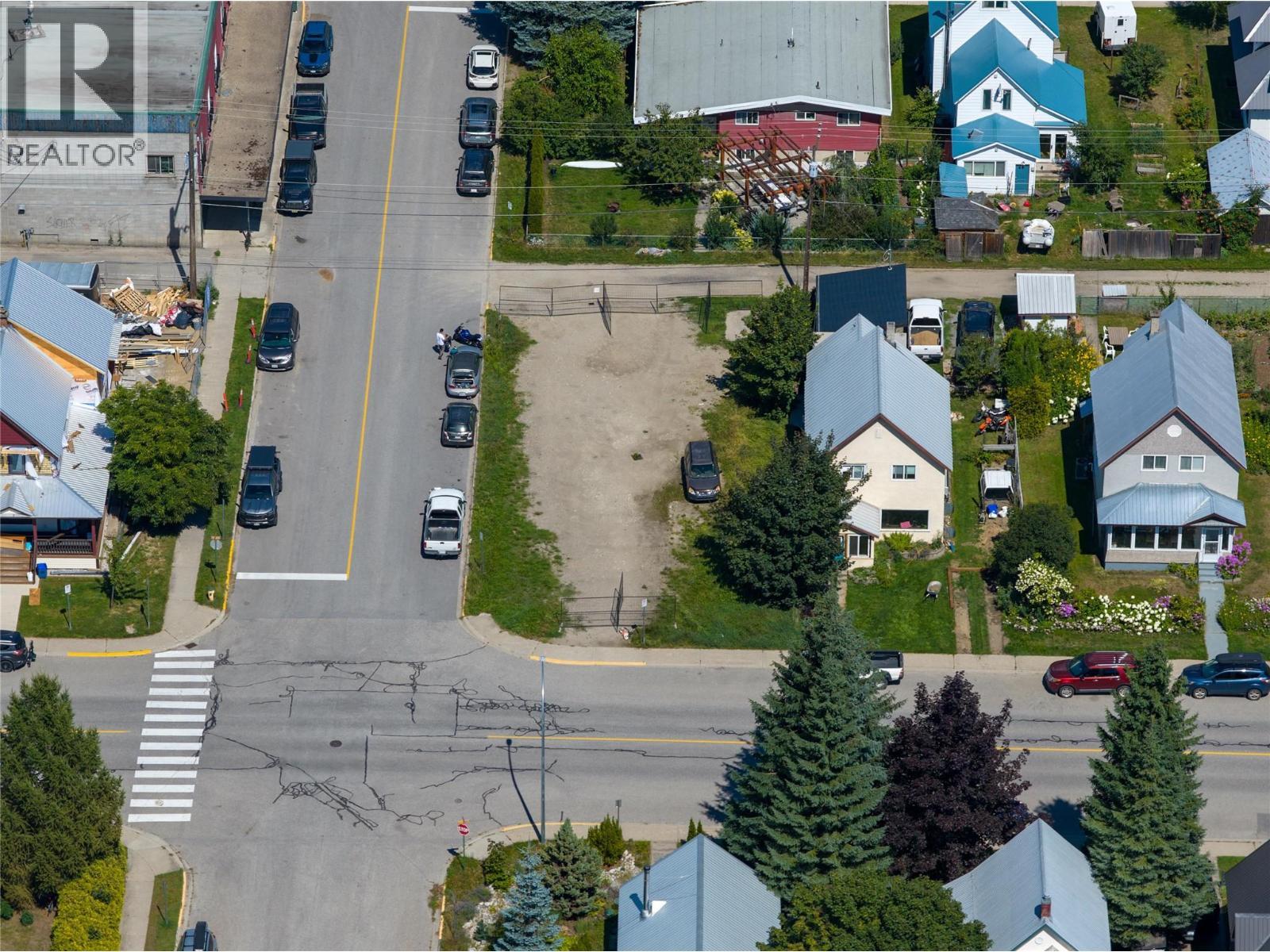 200 Third Street E. Revelstoke, British Columbia