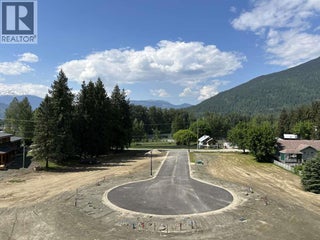 Sl 2, 4-1445 Illecillewaet Road. Revelstoke, British Columbia