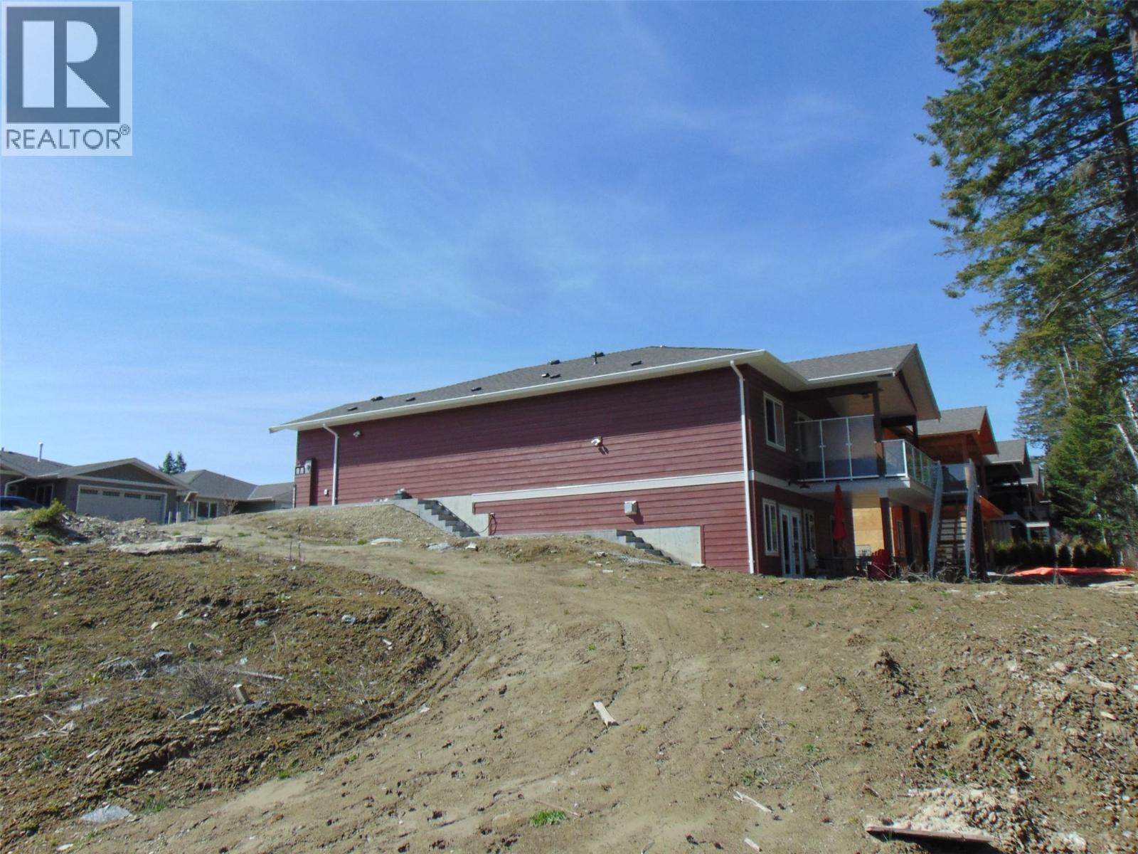 2715 Golf Course Drive Unit# 17. Blind Bay, British Columbia