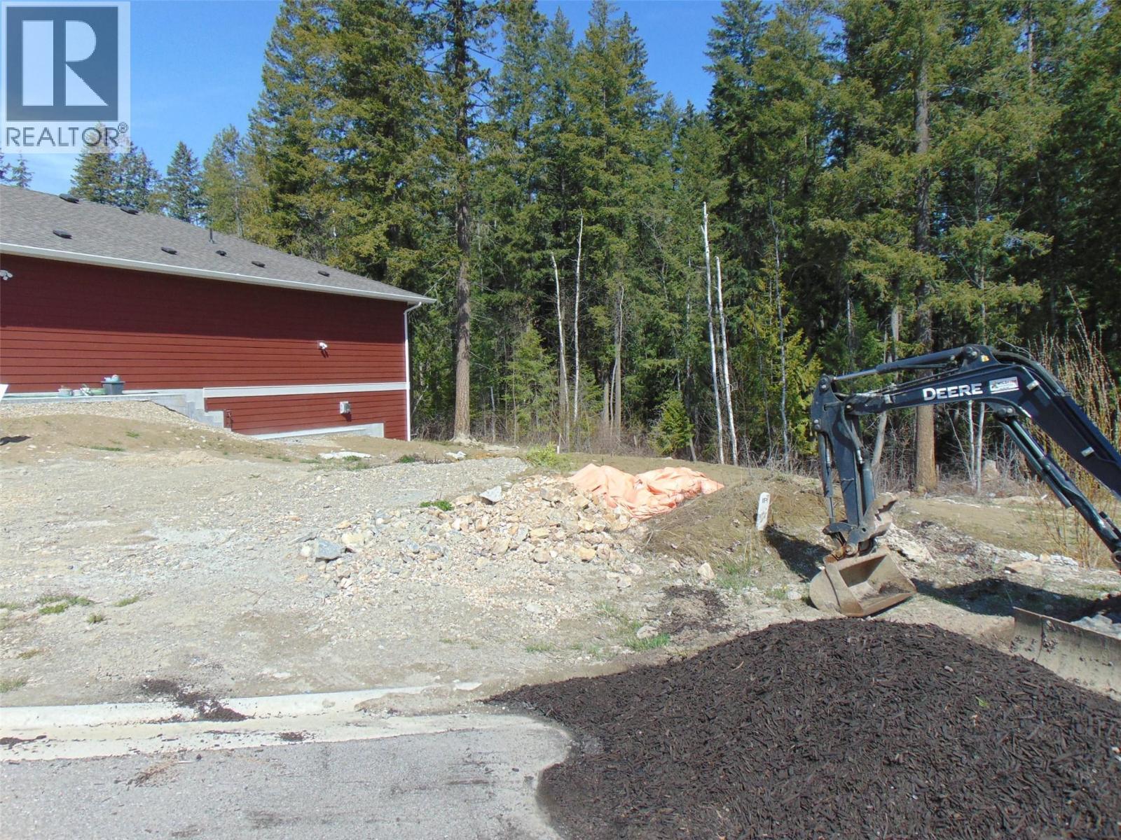 2715 Golf Course Drive Unit# 17. Blind Bay, British Columbia