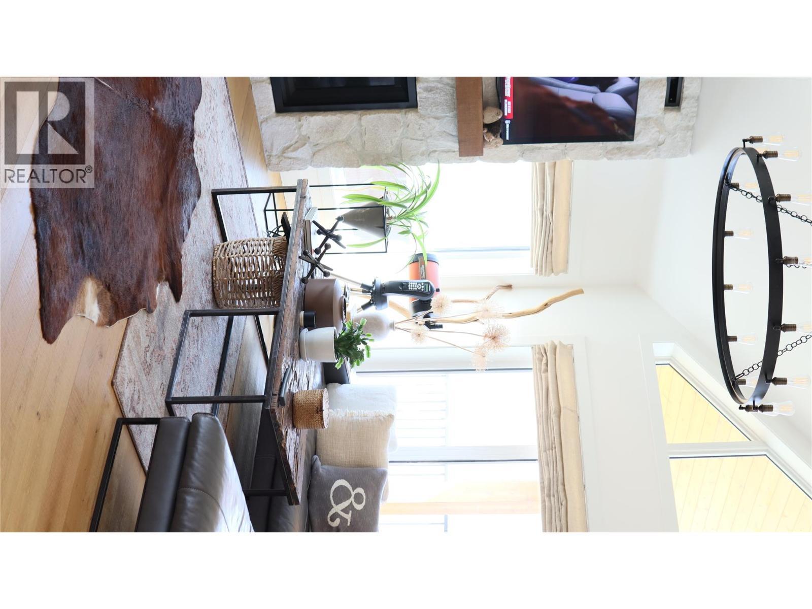 7850 Redwing Road. Vernon, British Columbia