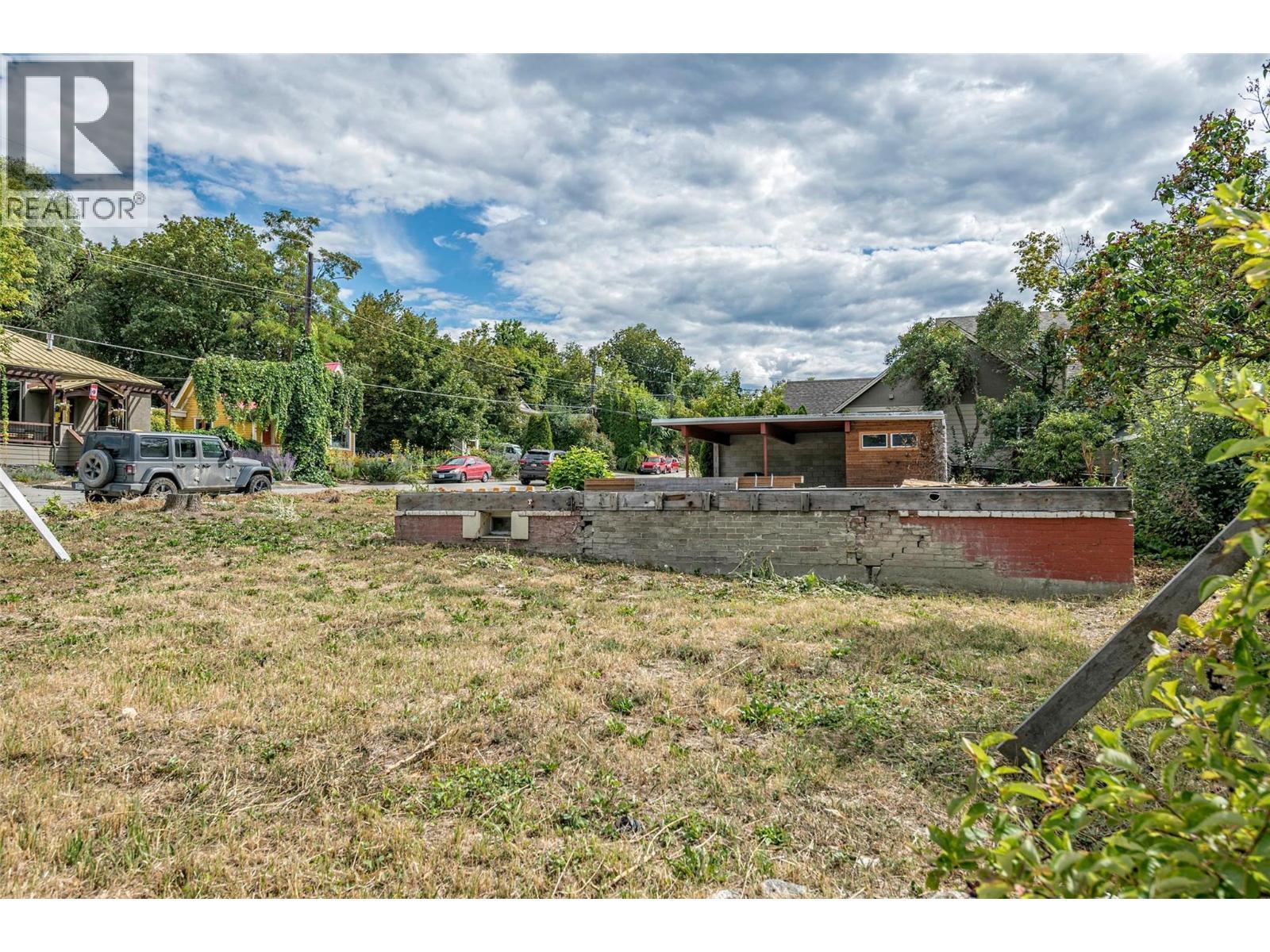 2500 30 Avenue Unit# Lot 2. Vernon, British Columbia