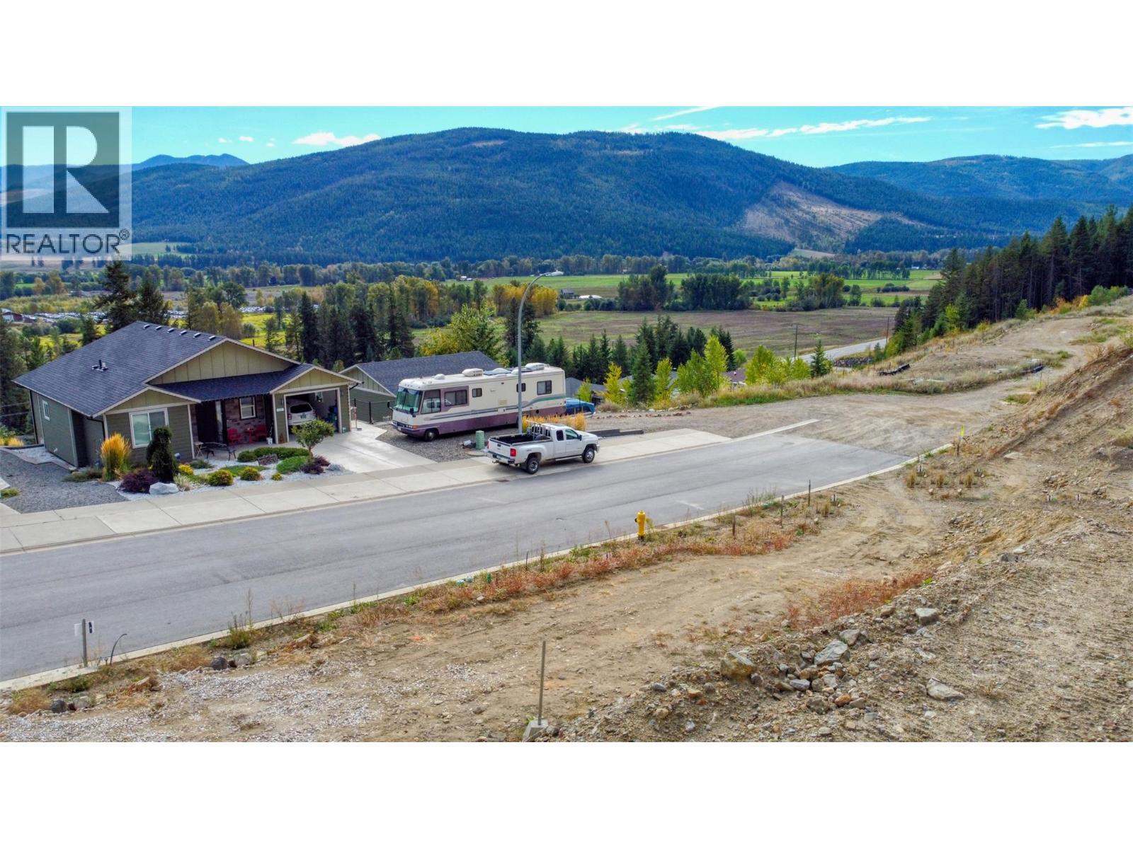 1730 Gallon Avenue. Lumby, British Columbia