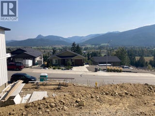 1730 Gallon Avenue. Lumby, British Columbia