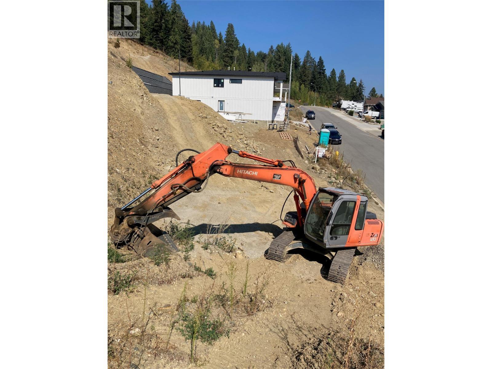 1730 Gallon Avenue. Lumby, British Columbia