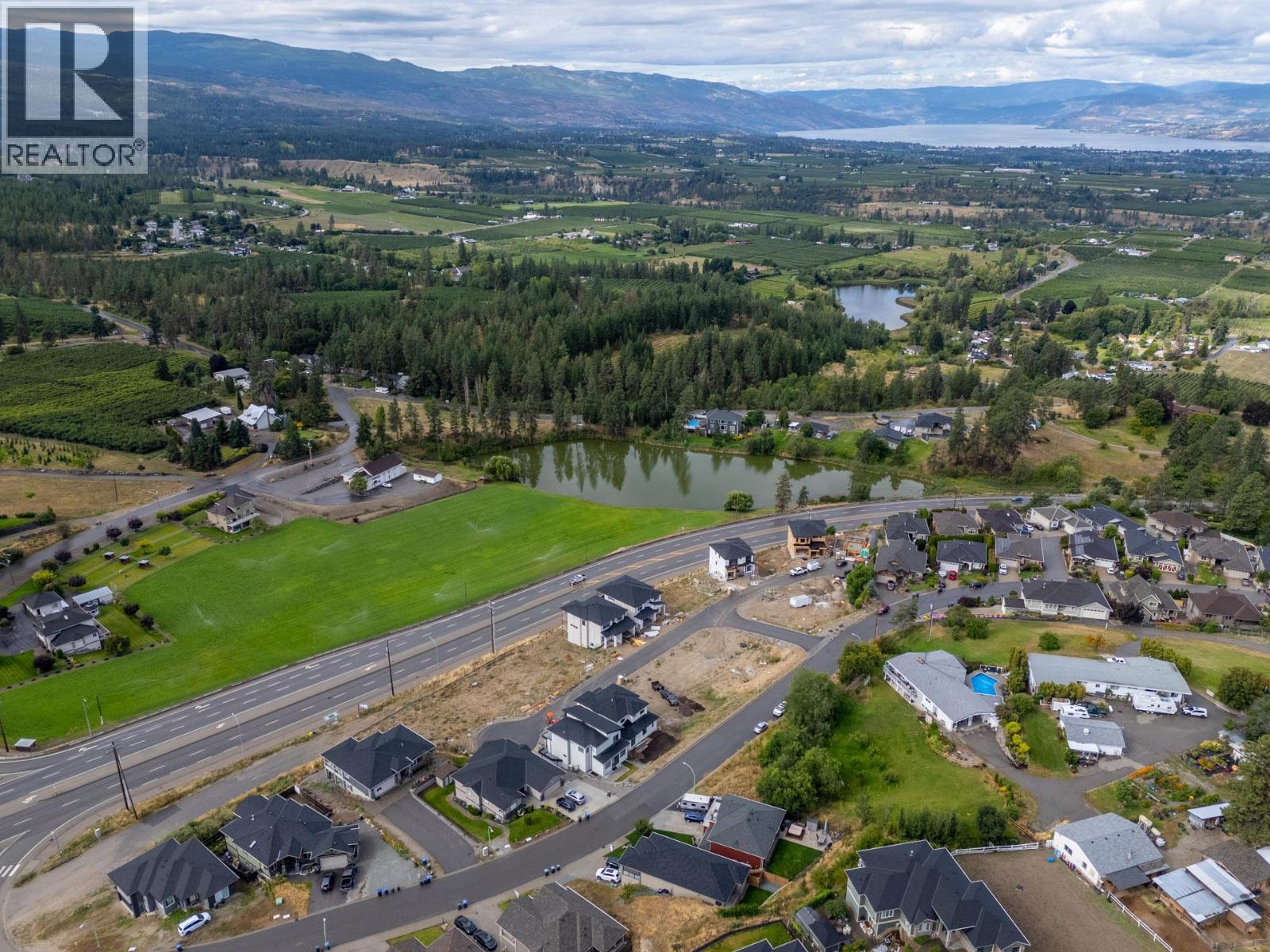 1112 Hume Avenue. Kelowna, British Columbia