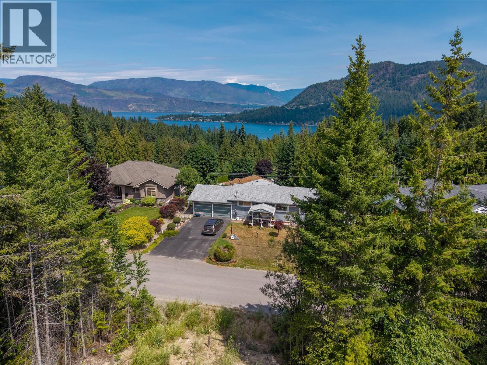 Lot 42 Waverly Drive. Blind Bay, British Columbia