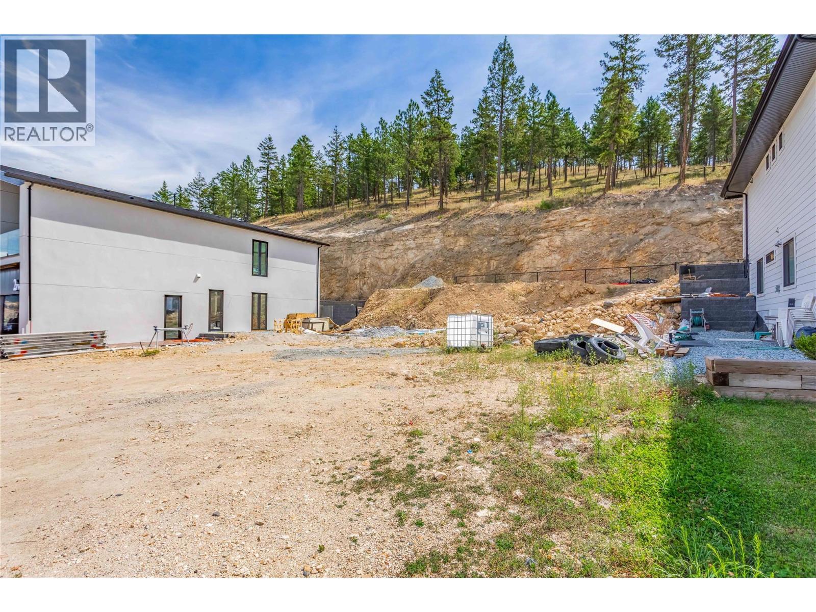 2263 Lavetta Drive. Kelowna, British Columbia