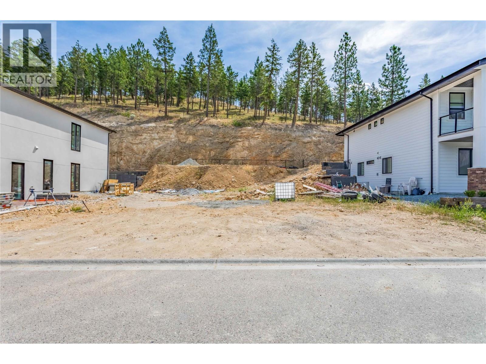 2263 Lavetta Drive. Kelowna, British Columbia