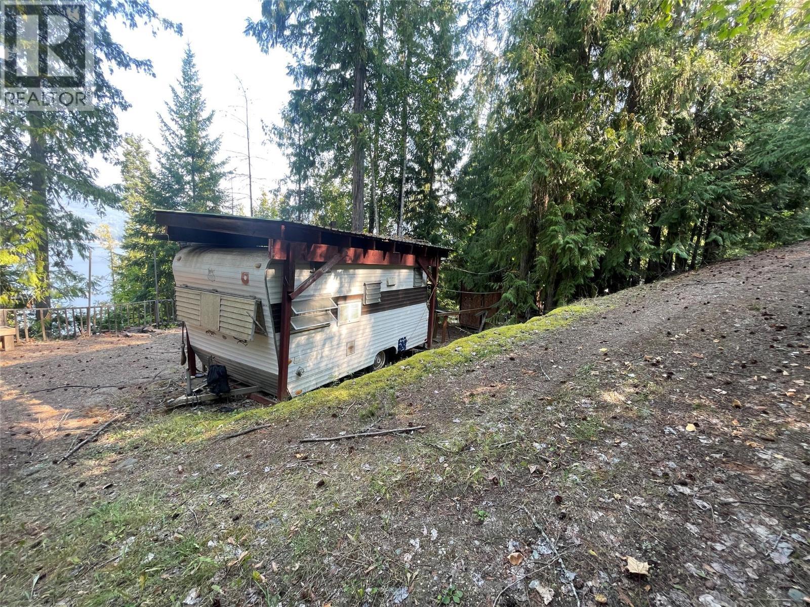 4255 Justin Road. Eagle Bay, British Columbia