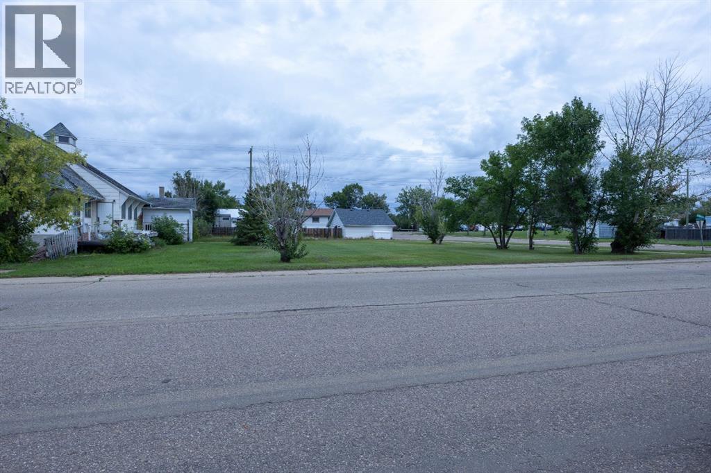 5301 Victoria Avenue, Coronation