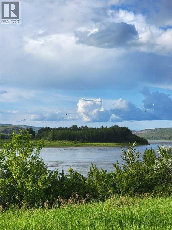 70 Avenue 98 Street, Peace River