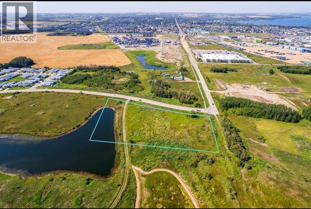 Unit #d, 47 Avenue Bayshore Dr., Sylvan Lake