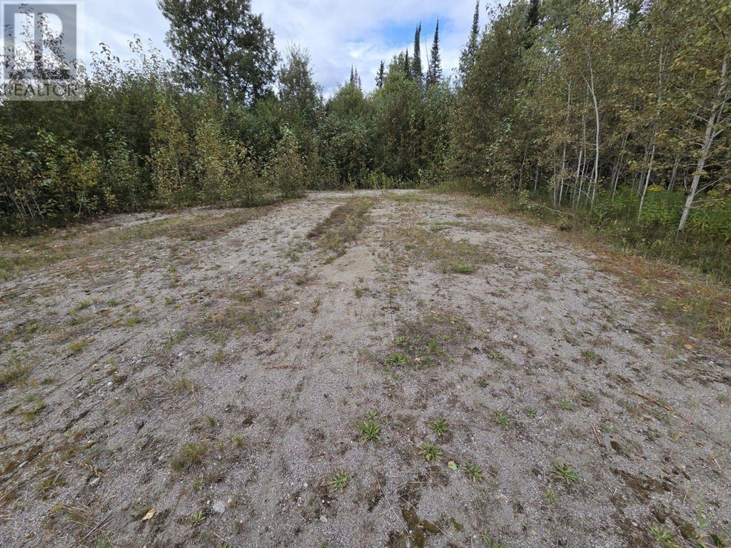 419 Highway 628, Red Rock