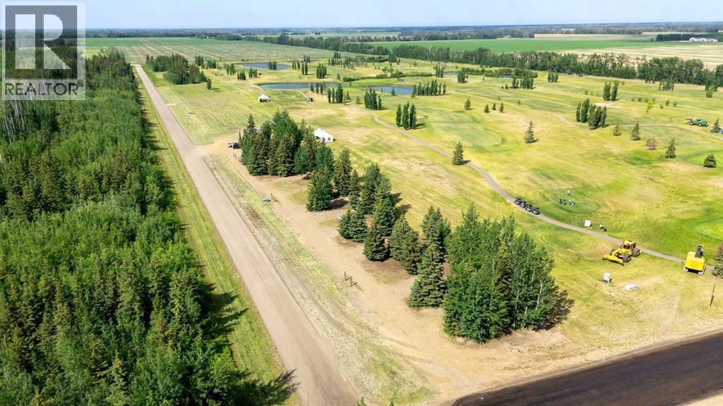 101 Fairway Drive Nw, La Crete