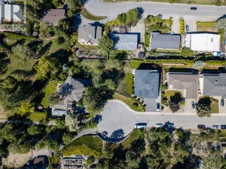 952 Ackerman Court. Kelowna, British Columbia