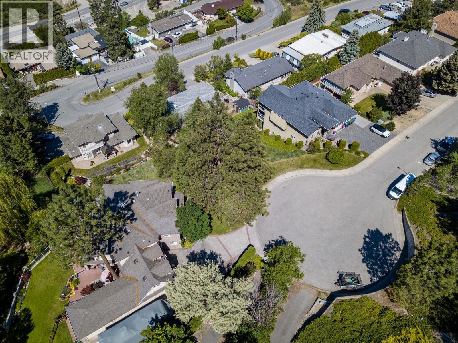 952 Ackerman Court. Kelowna, British Columbia