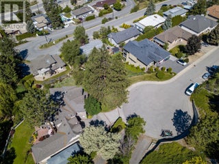 952 Ackerman Court. Kelowna, British Columbia