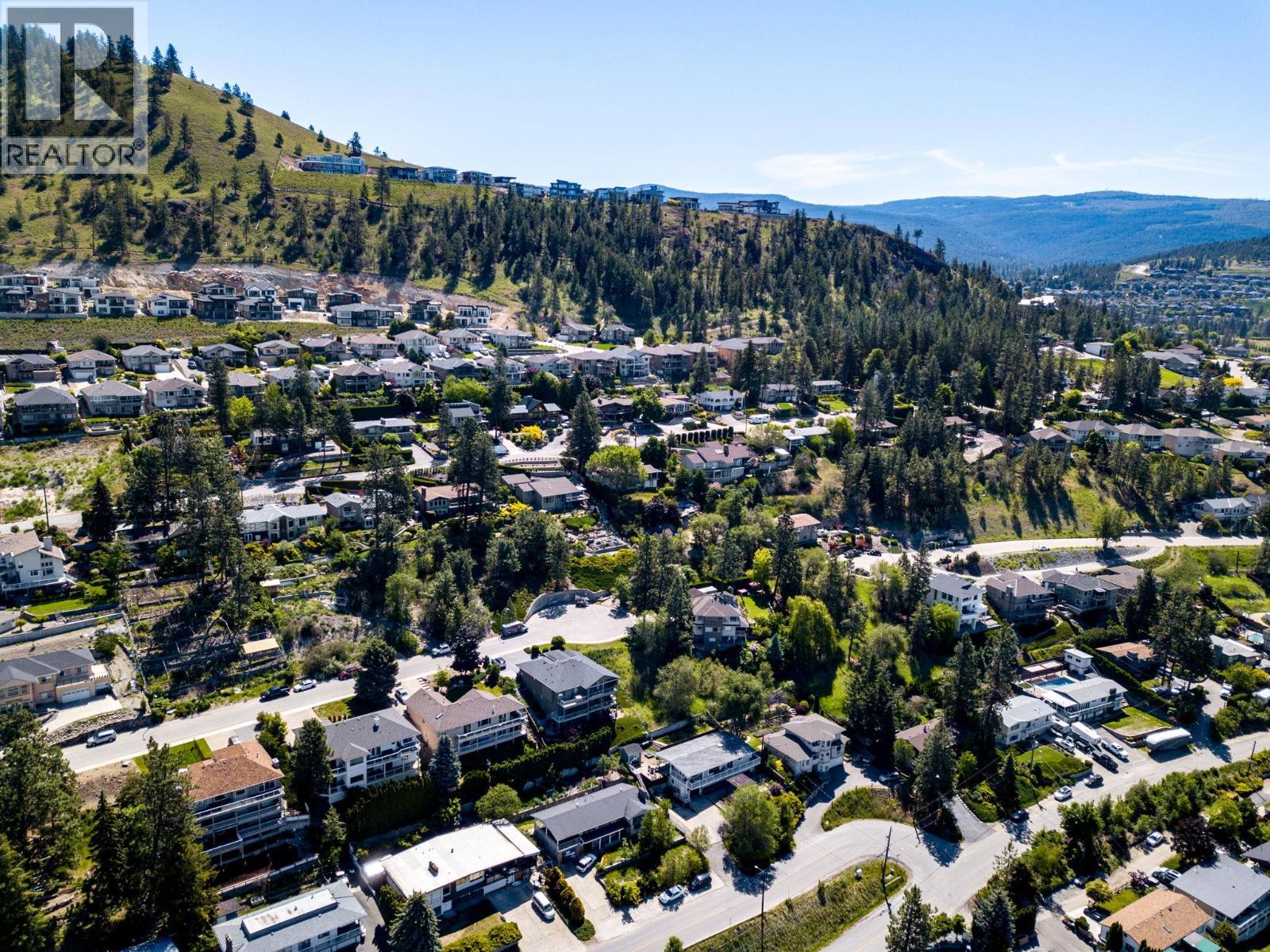 952 Ackerman Court. Kelowna, British Columbia