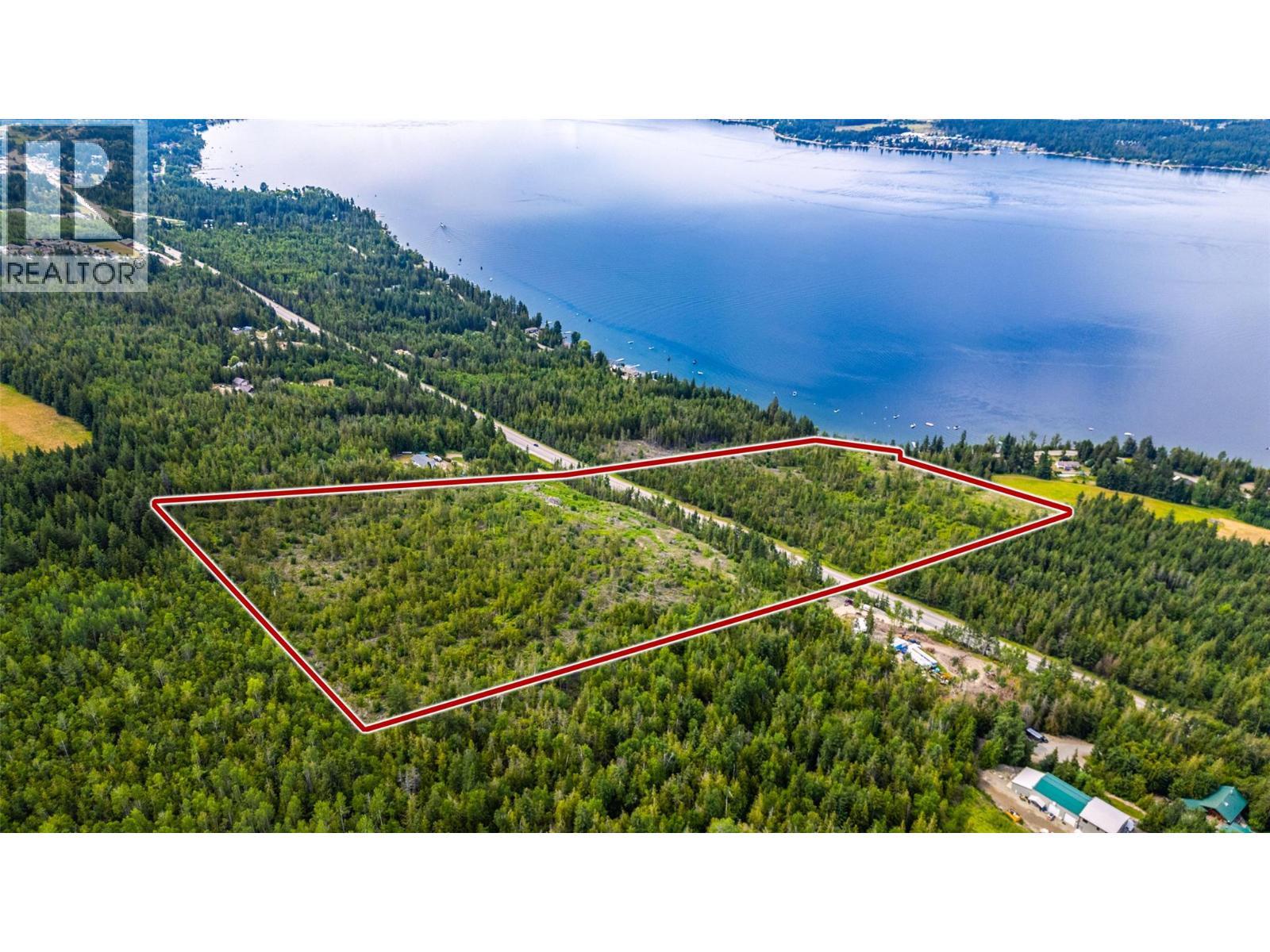 1720 Blind Bay Road. Sorrento, British Columbia