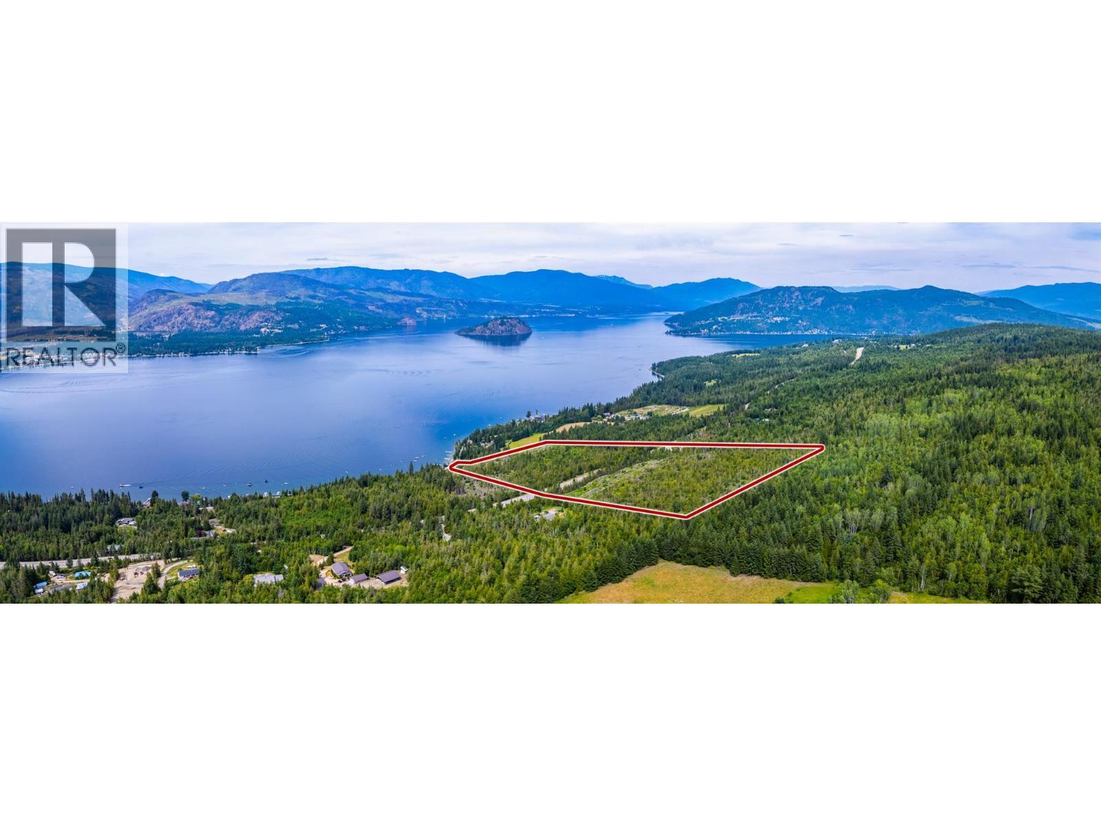 1720 Blind Bay Road. Sorrento, British Columbia