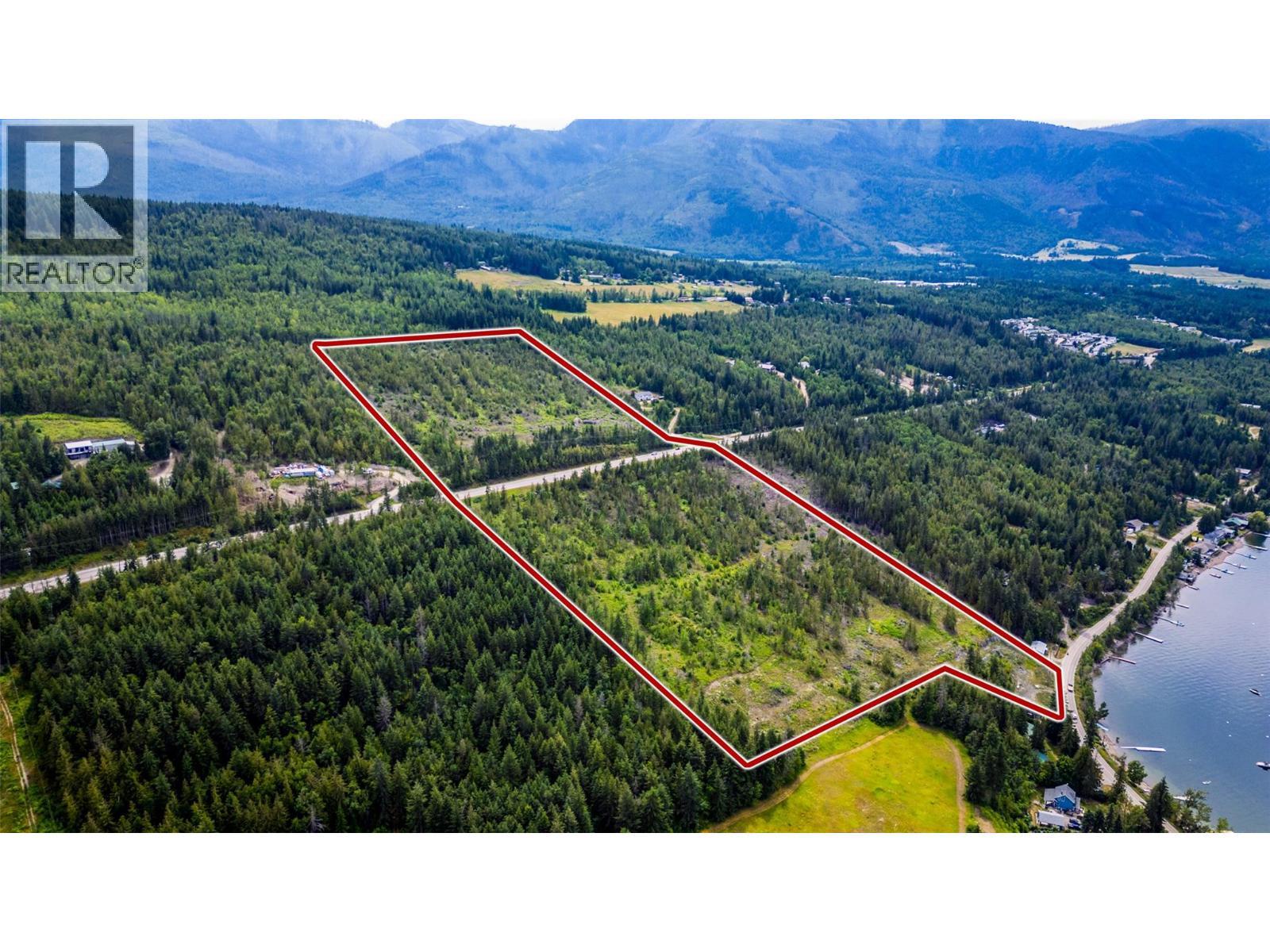 1720 Blind Bay Road. Sorrento, British Columbia