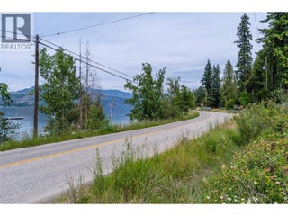 1720 Blind Bay Road. Sorrento, British Columbia