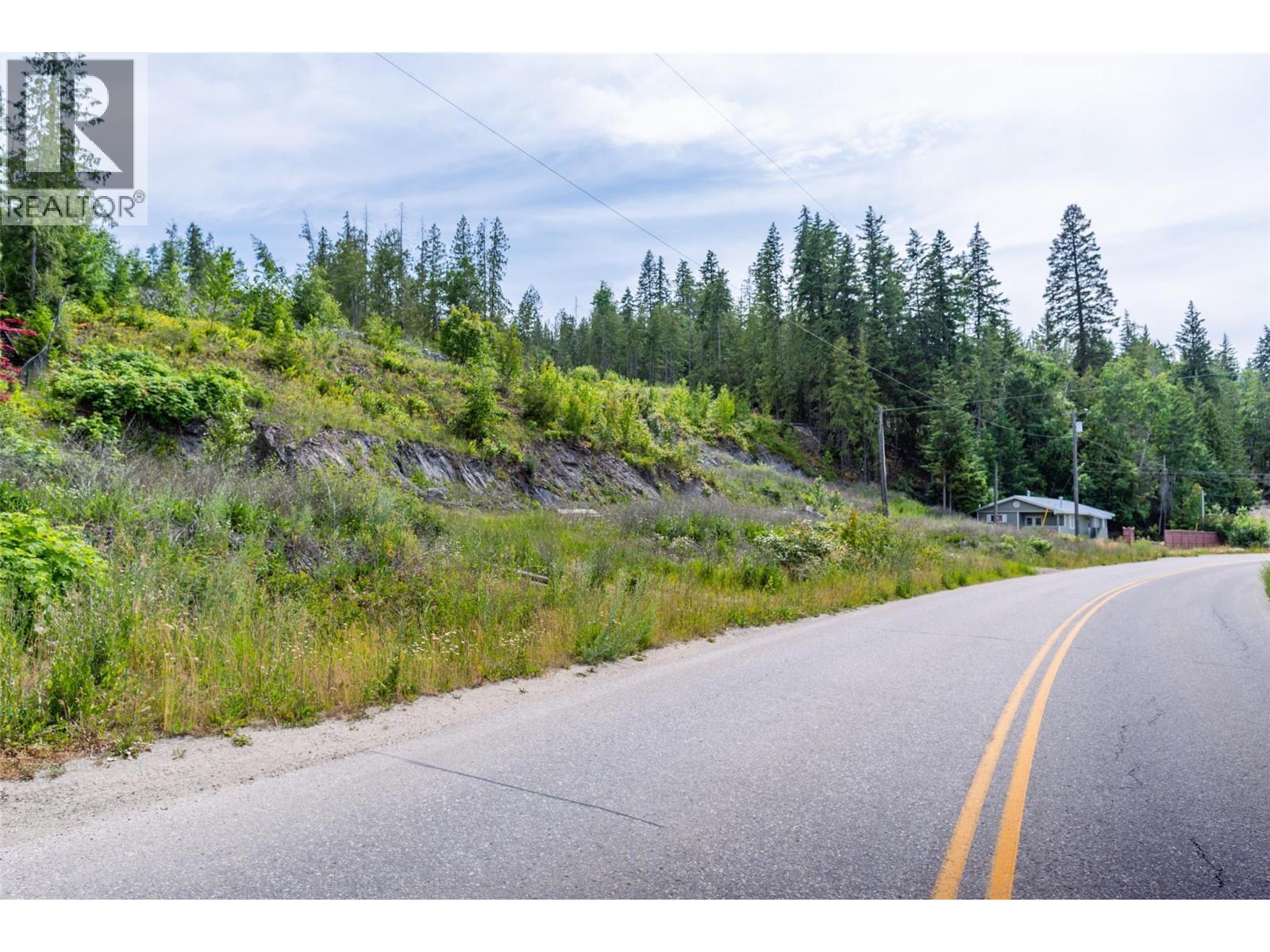 1720 Blind Bay Road. Sorrento, British Columbia