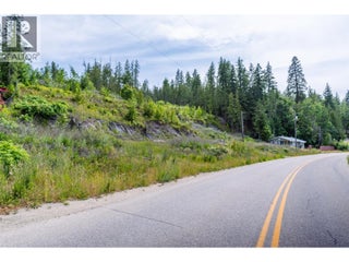 1720 Blind Bay Road. Sorrento, British Columbia