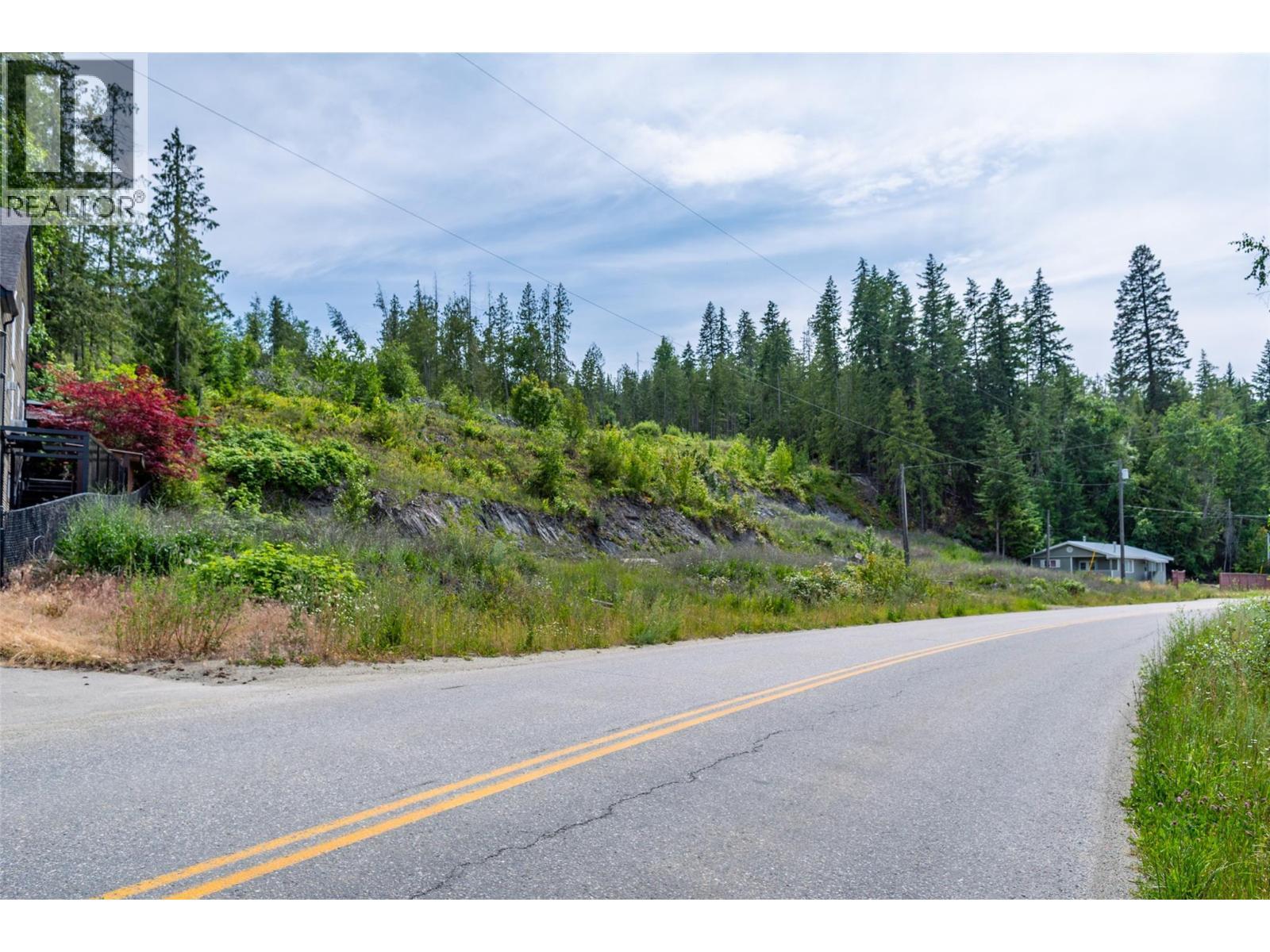 1720 Blind Bay Road. Sorrento, British Columbia