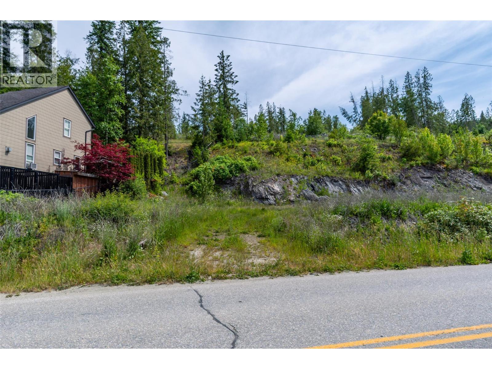 1720 Blind Bay Road. Sorrento, British Columbia