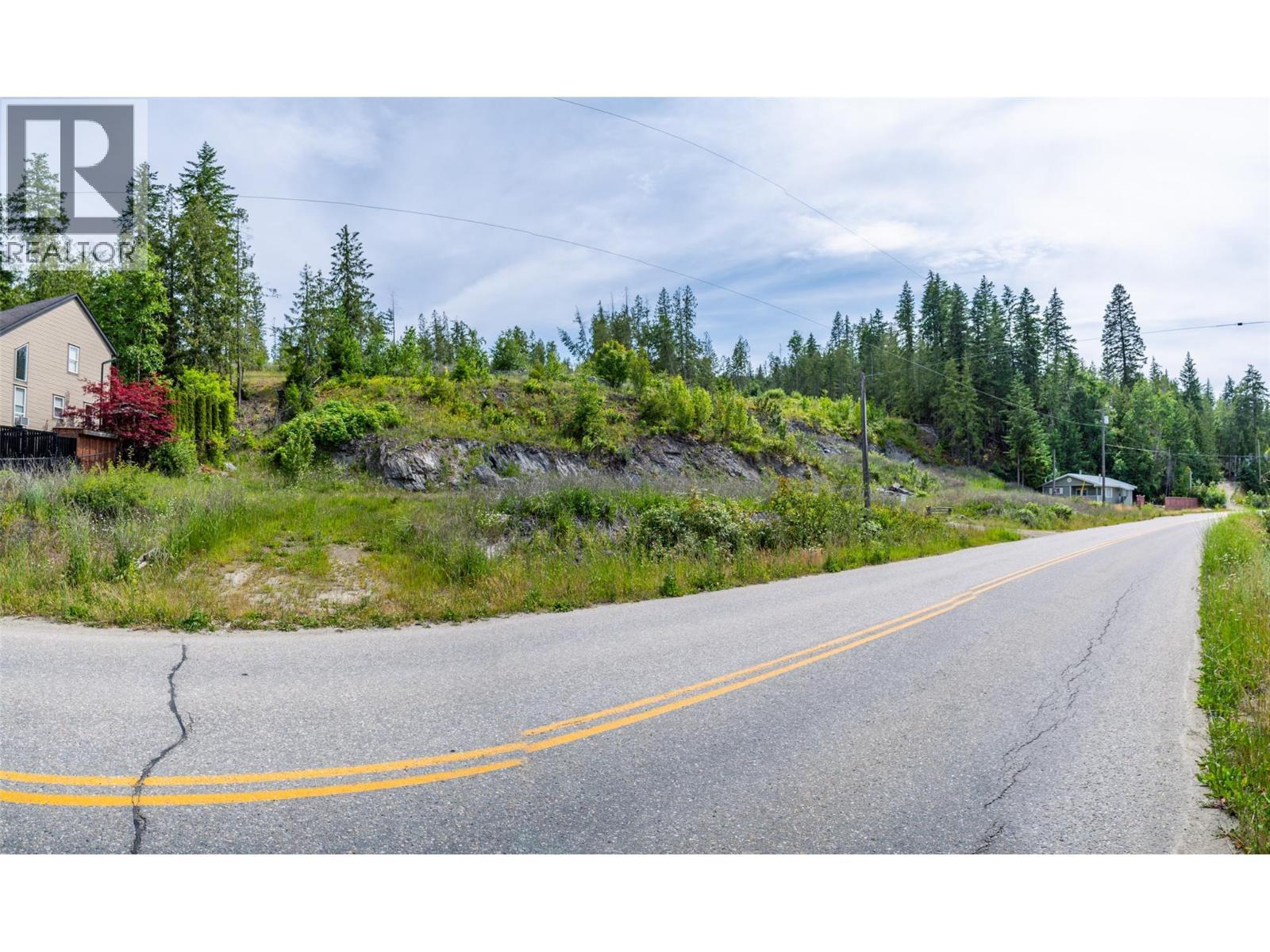 1720 Blind Bay Road. Sorrento, British Columbia