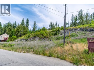 1720 Blind Bay Road. Sorrento, British Columbia