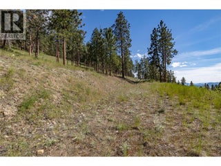 2455 Arthur Court. Kelowna, British Columbia