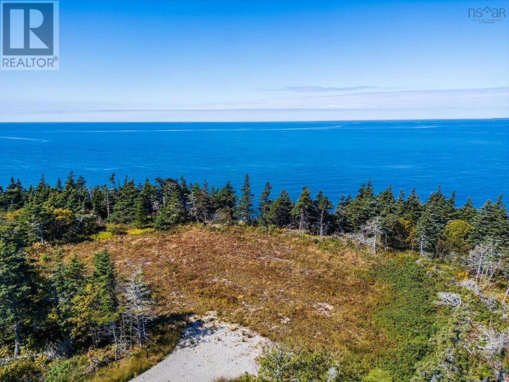 Lot Deveau Shore Road, St. Alphonse